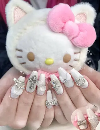 ネイル Lyna 池袋のネイルデザイン