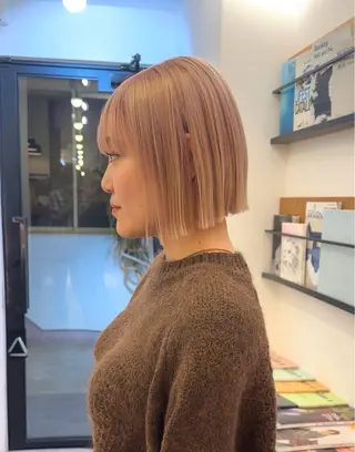 ショート カラー リンダ所属・ベージュ/ボブ /縮毛矯正/スズキのヘアスタイル