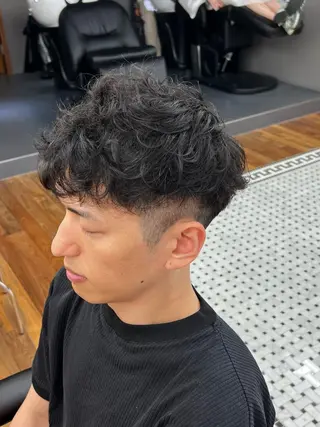 ショート メンズ メンズカット✂️ スキンフェード伊藤陸のヘアスタイル