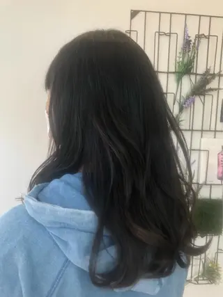 カラー 坂田 優子のヘアスタイル