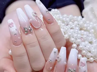 ネイル 🎀彩羽チップ 長さだし専門🎀のネイルデザイン