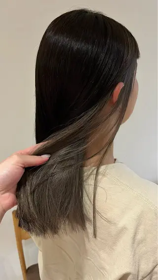 ロング カラー 小林 加奈のヘアスタイル