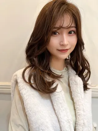 セミロング ヘアアレンジ 駅チカ【ali'i】 アリイ花崎友美☘のヘアスタイル