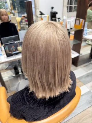 カラー 岡本 尚也のヘアスタイル