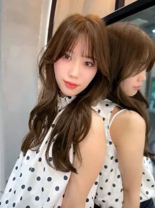 ロング カラー Lond enikaのヘアスタイル