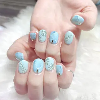 ネイル ハニ！ .のネイルデザイン