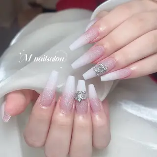 ネイル M🌷nail 長さだし専門店のネイルデザイン