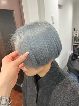 ショート カラー ♡なんば🫧透明感 🫧naako♡のヘアスタイル