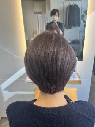 ショート カラー 中野渡 真利那のヘアスタイル