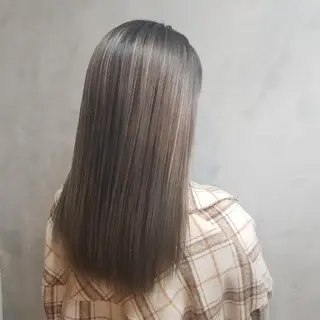 セミロング カラー Le Lien カジのヘアスタイル