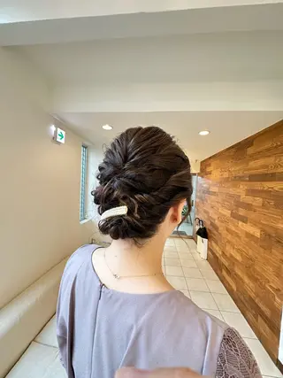 ミディアム ヘアアレンジ fiorista岡田 まゆこのヘアスタイル