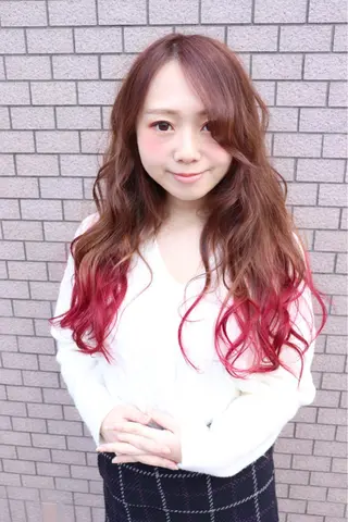 ロング 汐見 悠佑のヘアスタイル