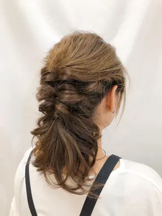 セミロング ヘアアレンジ 髪質改善✨石塚 真梨奈のヘアスタイル