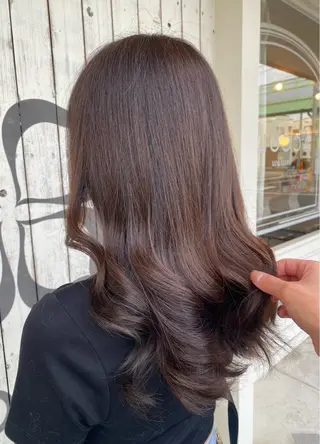 セミロング カラー 伊庭 勇輝のヘアスタイル