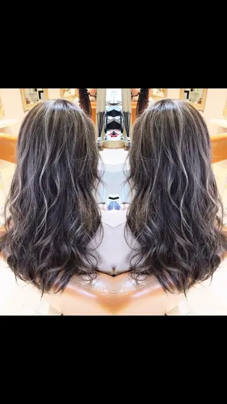 ロング カラー rollen所属・美魔女 美容師NAOのヘアスタイル