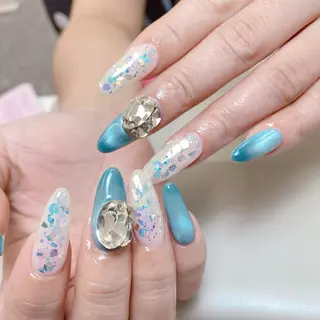 ネイル AngelChris ビューティーサロンのネイルデザイン