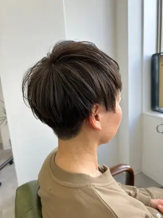 ショート カラー SHAFT Ieiriのヘアスタイル