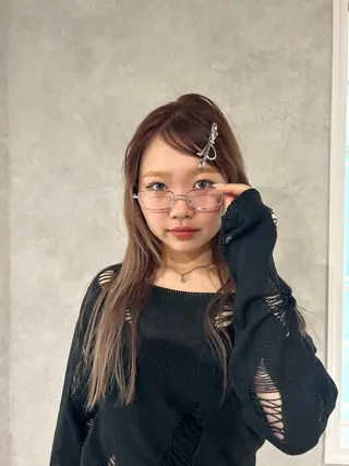 ロング ayano🍒パーマ 暖色カラーのヘアスタイル