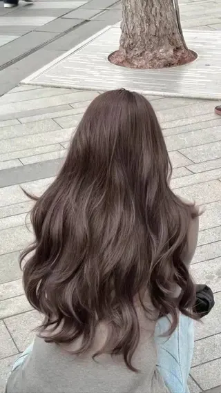 セミロング カラー ヘアアレンジ 韓国トレンドの 達人♡のヘアスタイル