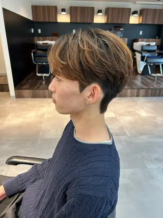 メンズ フェザーパーマ/韓国 /メンズカット保立のヘアスタイル