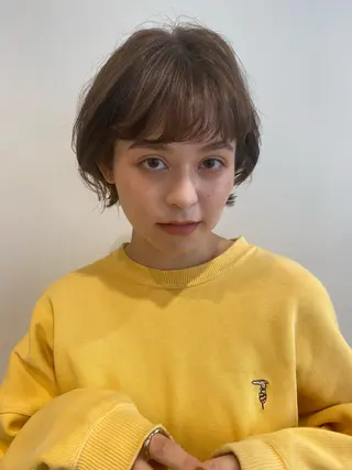 ショート 頭皮につけないカラー /白髪ぼかし/実加永のヘアスタイル