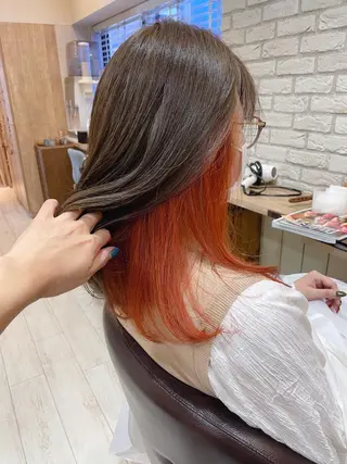 セミロング カラー 清水 有実子のヘアスタイル