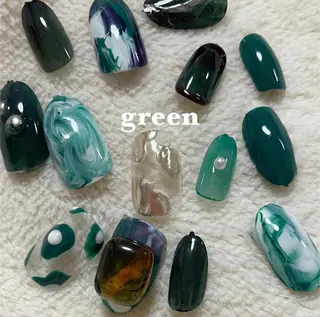 ネイル 栗田 ゆう子のネイルデザイン