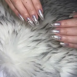 ネイル la vie  Luire所属・la vie Luire ｱｽｶのネイルデザイン