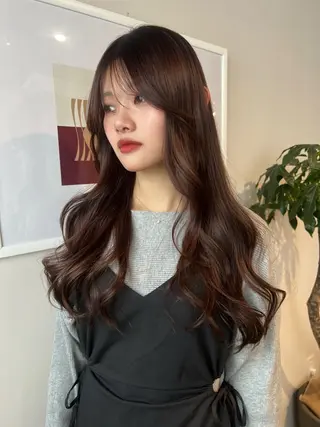 カラー 伊藤 美咲のヘアスタイル