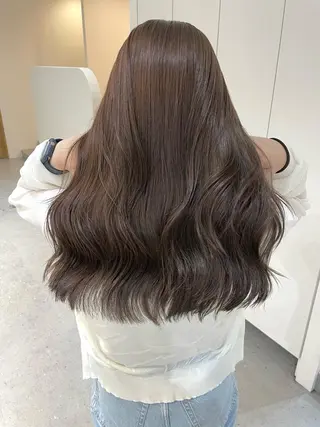 ロング 韓国/透明感 Veluaのヘアスタイル