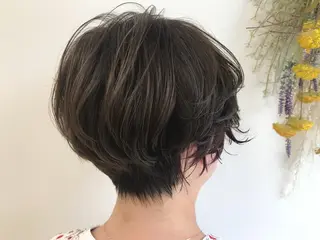 ショート カラー ヘアアレンジ スズキ シオリのヘアスタイル