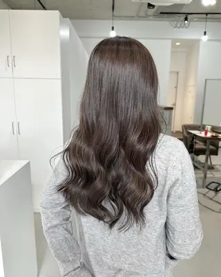 ロング カイリ /レイヤーカットのヘアスタイル