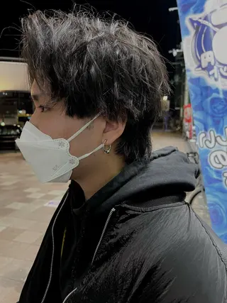 メンズ 心斎橋バレイヤージュ 小林勝貴のヘアスタイル