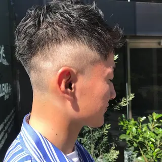 ショート メンズ 井坂 卓真のヘアスタイル