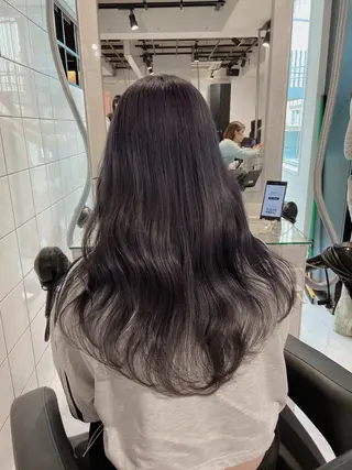 ロング カラー 🌿透明感赤み消し Keishin🌿のヘアスタイル