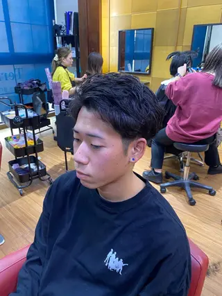 ショート パーマ メンズ 【阪急六甲 サロン ド ロイ】所属・メンズ特化 岸本 阪急六甲サロンドロイのヘアスタイル