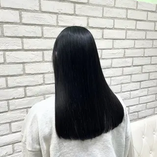 セミロング DC カラーモデルのヘアスタイル