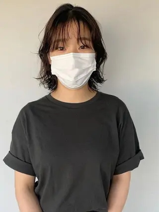 ミディアム 古沢 新のヘアスタイル