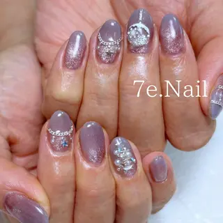 ネイル 7e. Nailのネイルデザイン