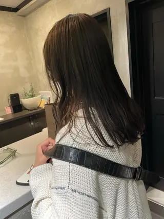 セミロング カラー classic 新横浜所属・大人girly🛋️ 🤍yukakoのヘアスタイル