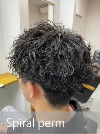 ショート パーマ メンズ PEQSS HAIRのヘアスタイル