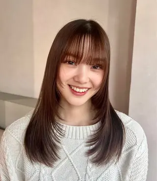 ミディアム 髪質改善カラー Unami 太田英寿のヘアスタイル