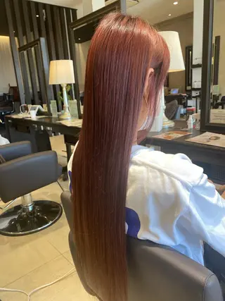 ロング エイジングケア、白髪 ぼかしヒキマカイトのヘアスタイル