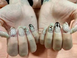 ネイル Eyelash & nail Buena 吉祥寺所属・須田 勝哉のネイルデザイン