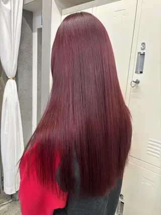 ロング カラー 渡 汐音のヘアスタイル