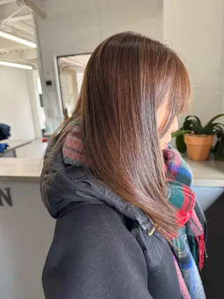 セミロング PILILANI CHOP SHOP所属・安田 聡志のヘアスタイル