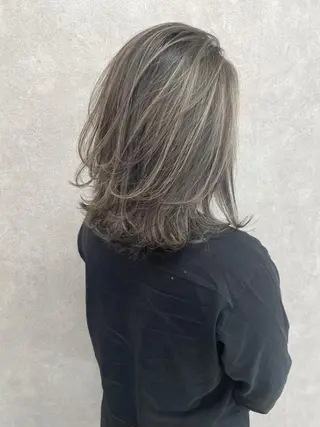 ミディアム カラー パーマ ヘアアレンジ マツエク・マツパ アイブロウ カラー特化サロン大阪 ルービック江坂/新城のヘアスタイル