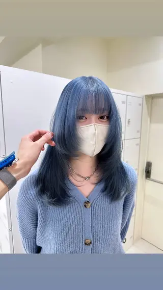 ロング カラー ヘアアレンジ 艶カラー/ハイトーン /レイヤーカットのヘアスタイル