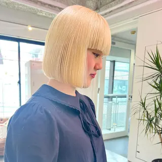 ショート カラー パーマ ヘアアレンジ メンズ キッズ ネイル マツエク・マツパ アイブロウ 🧨ブリーチー×ボブ レイヤー💎じゅえるのヘアスタイル