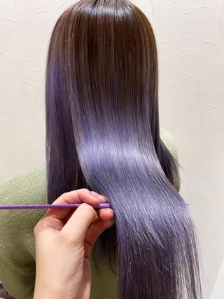 ロング ARISA🦋推し・ アニメカラー/派手髪のヘアスタイル